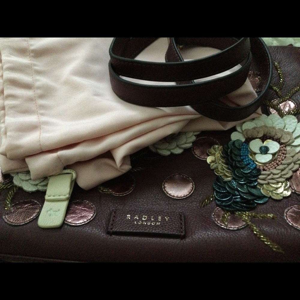 An elegant bag, - Picture 7 of 7